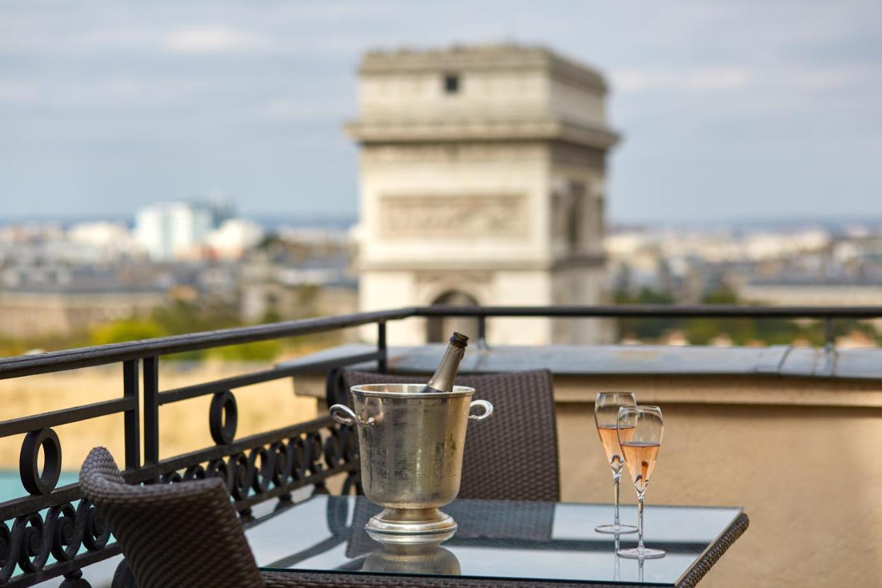 vue arc de triomphe hotel raphael